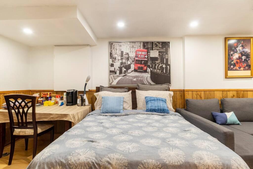 Hotel Big Oasis Studio Near Airport Yyz Toronto Exterior foto